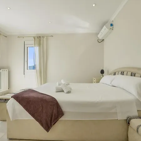 Villa Guzman - Raphael Benissa