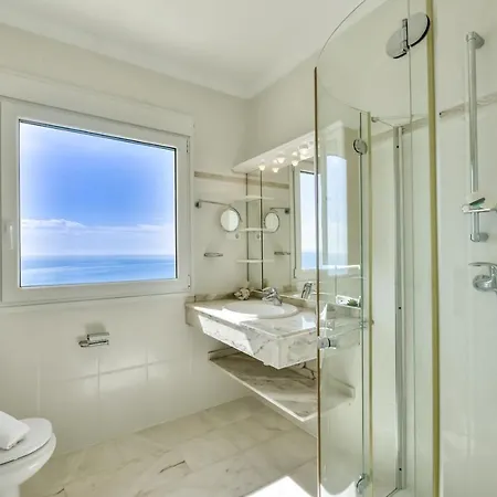 Villa Guzman - Raphael Benissa