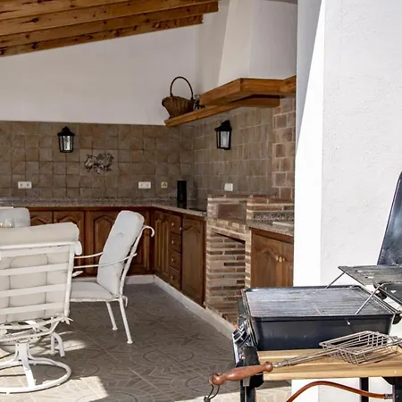 Villa Guzman - Raphael