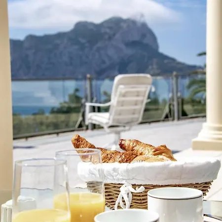 Villa Guzman - Raphael *