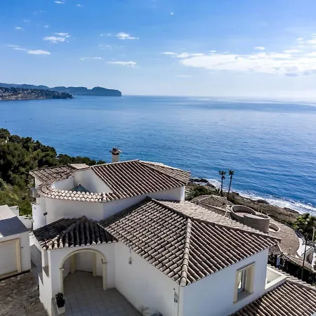 Guzman - Raphael Villa