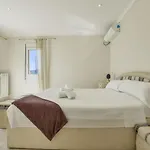 Villa Guzman - Raphael Benissa