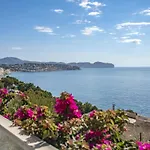 Villa Guzman - Raphael